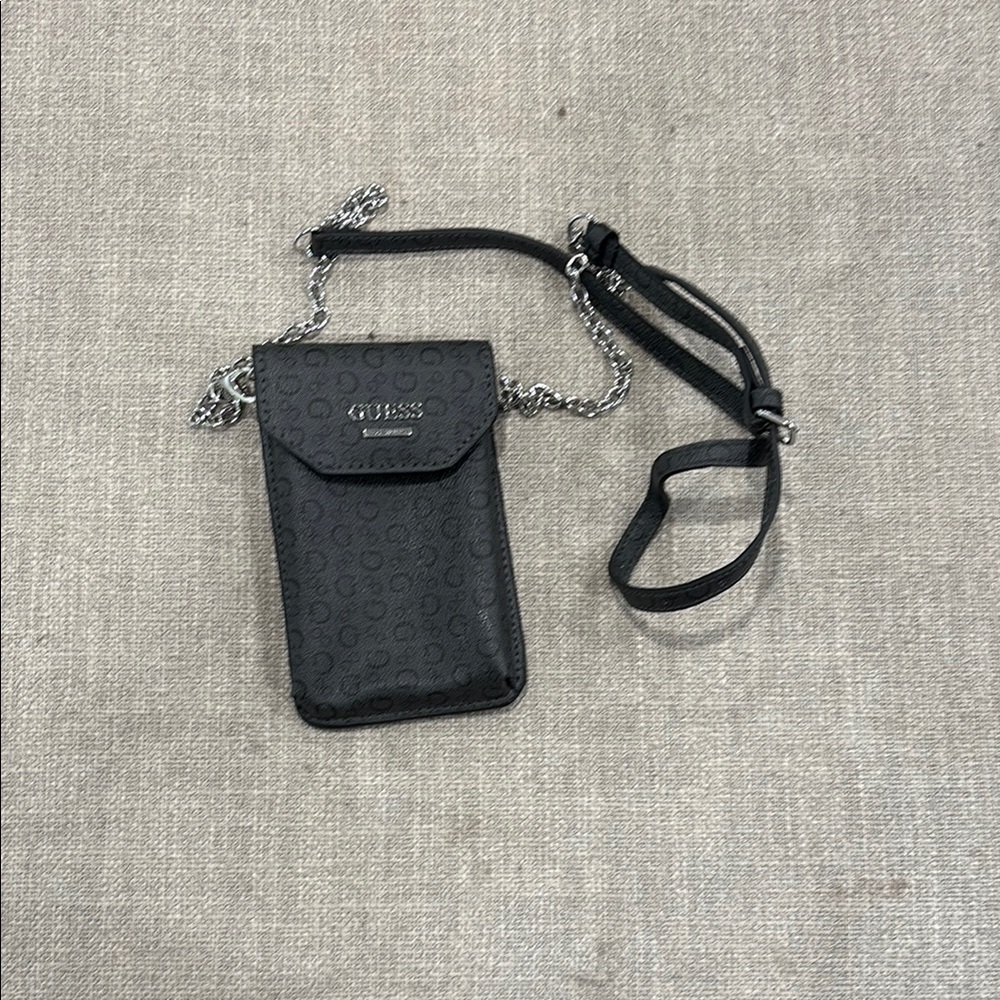 Guess Black Patterned Phone Crossbody